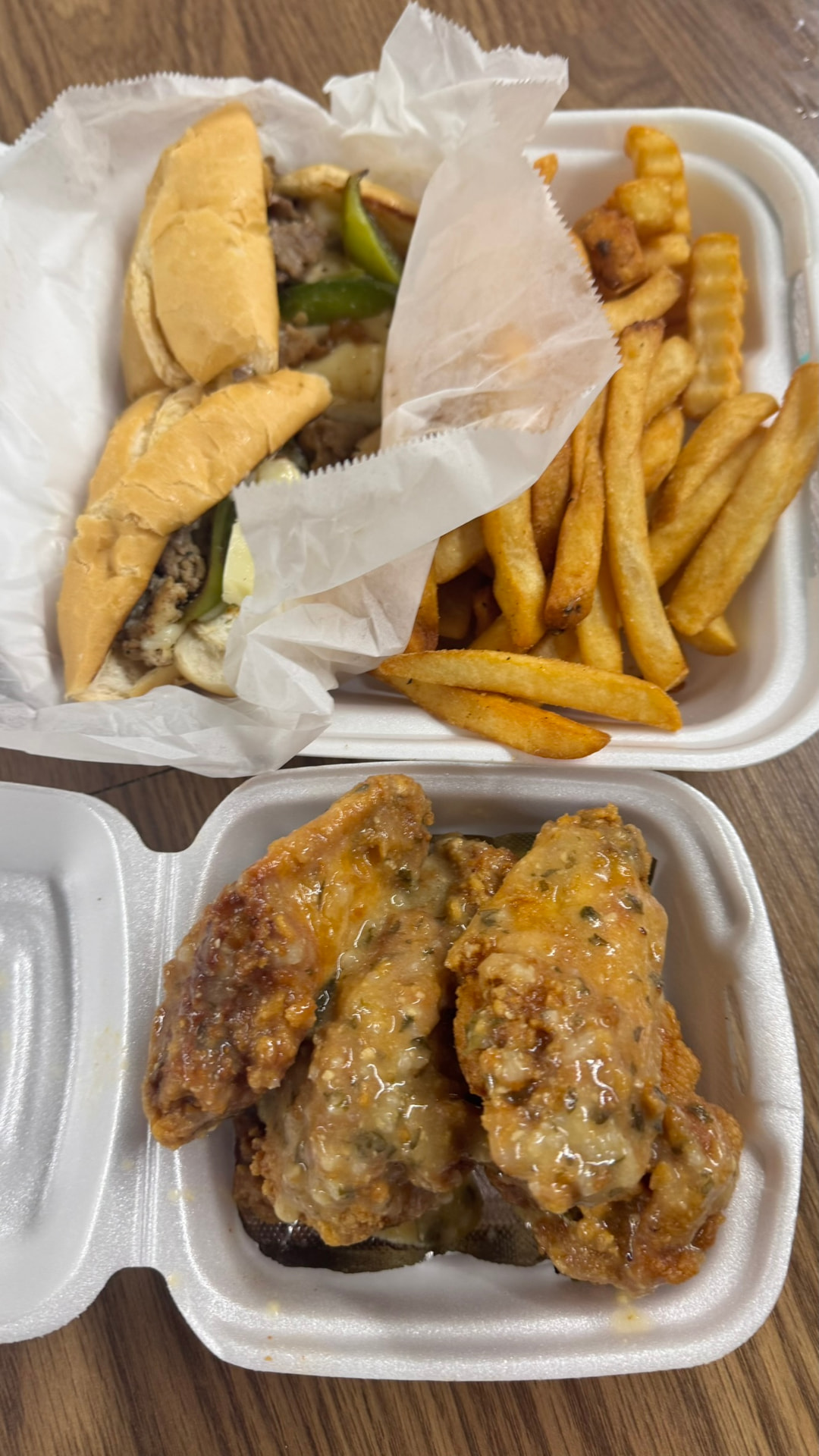 Philly, 4 Wings & Fries